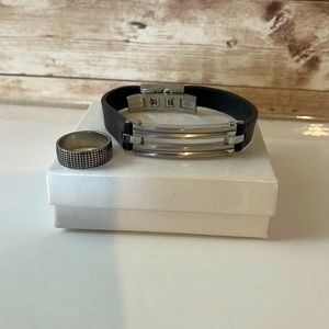 Soft leather and metal bracelet with modern design ring